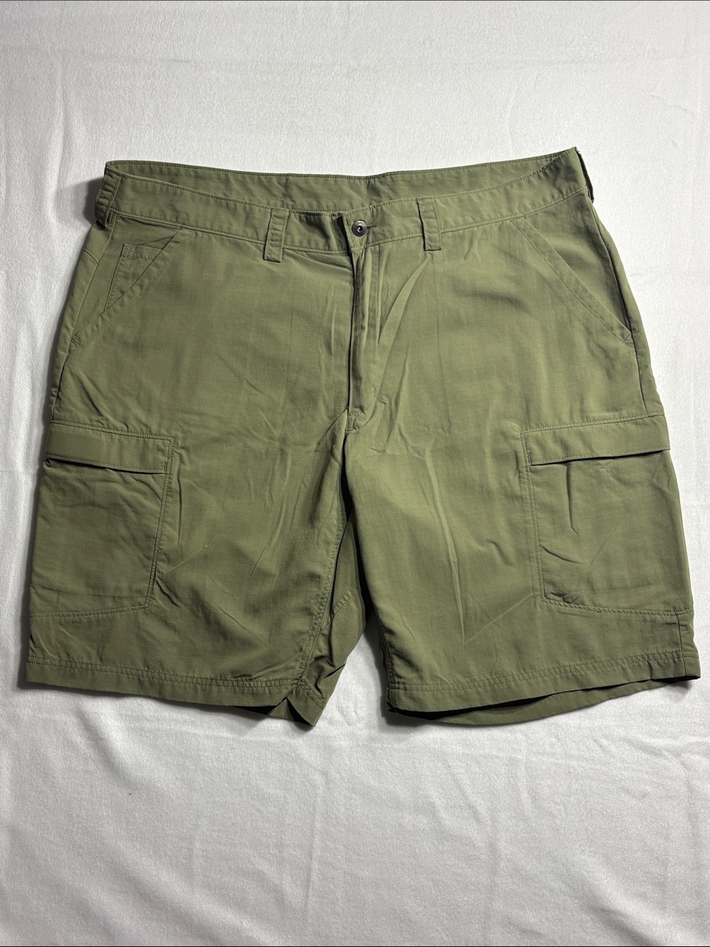 Duluth Trading Co Armachillo Cooling 11" Cargo Shorts